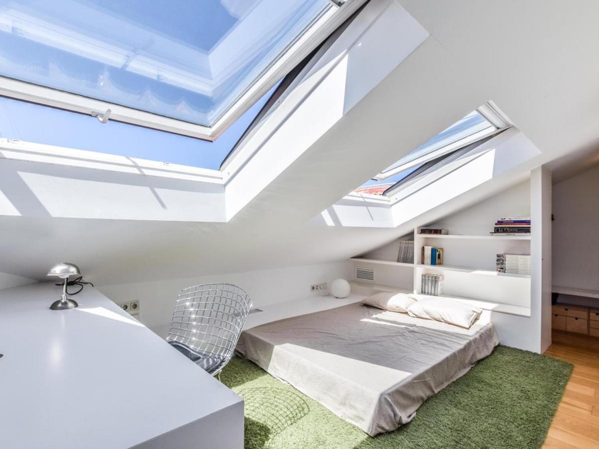 Apartamento De Diseno De Lujo En Lavapies Alquiler Temporal Madrid Dış mekan fotoğraf
