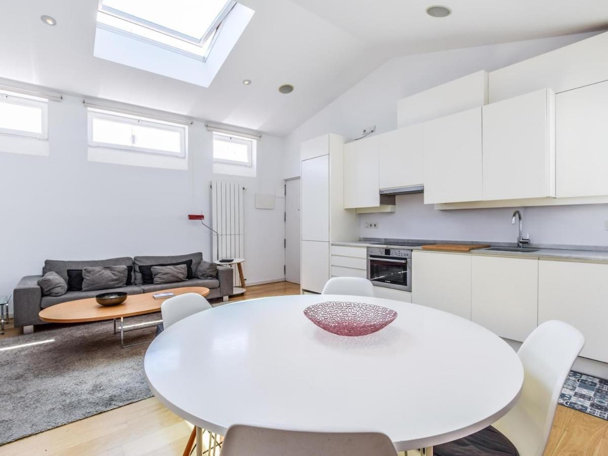 Apartamento De Diseno De Lujo En Lavapies Alquiler Temporal Madrid Dış mekan fotoğraf